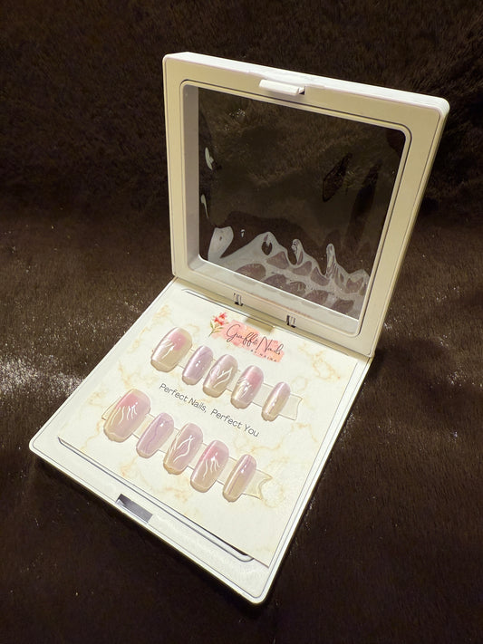 GN52 - Pearlescent Gelly Cateye (Pink/White)